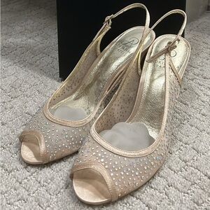 Adrianna Papell Gold Slingback Heels